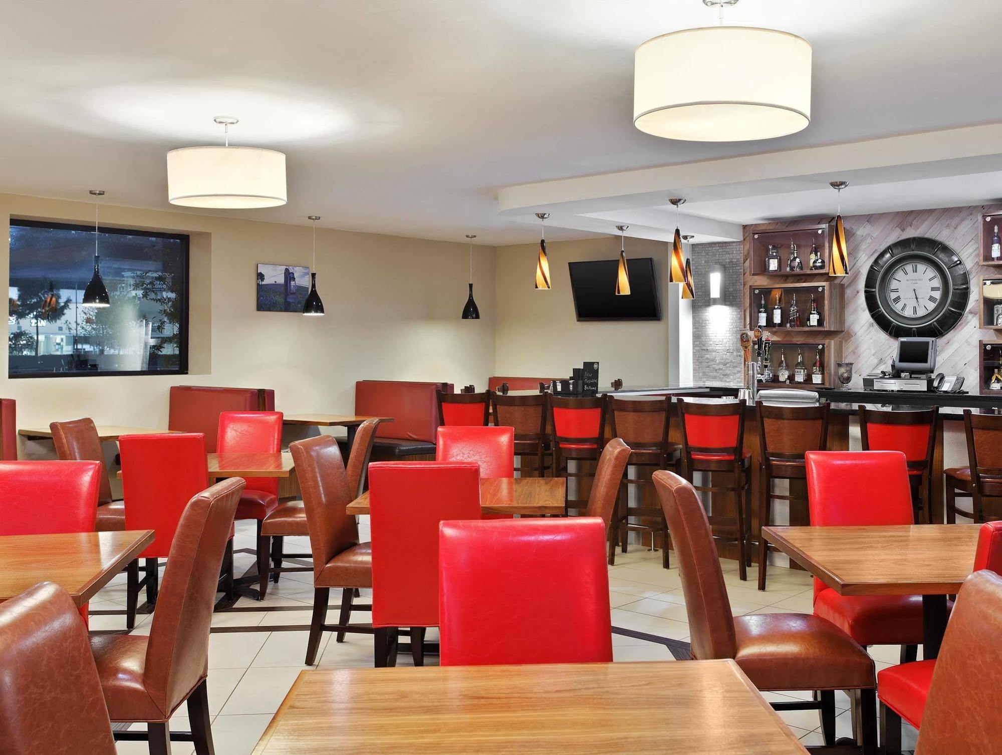 Four Points By Sheraton 칼리지스테이션 외부 사진